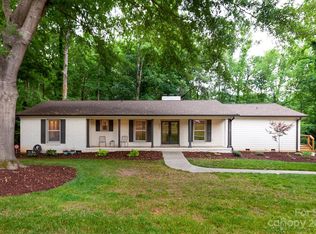 531 Mountainview Dr, Charlotte, NC 28270