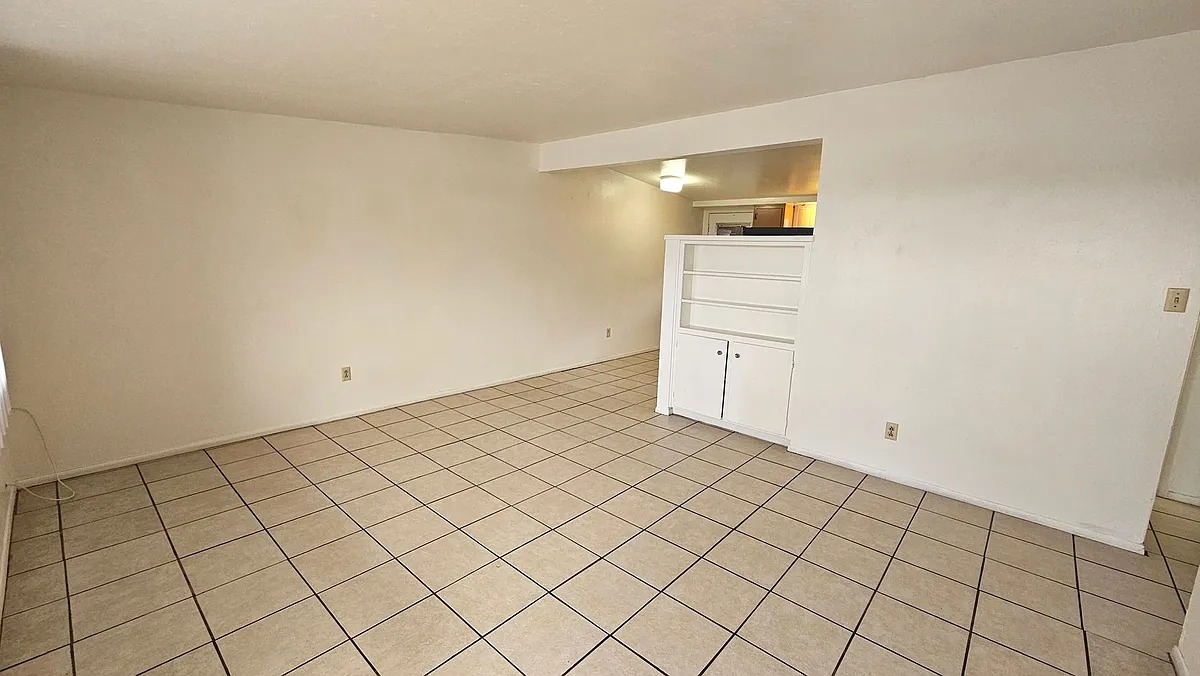 Building Photo - Yavapai430