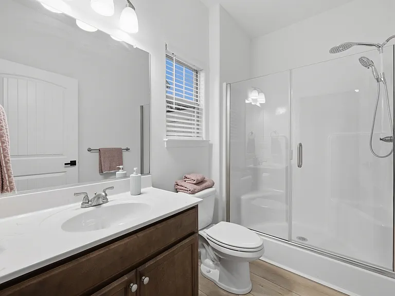 202 Shady Oaks Way — Photo 3
