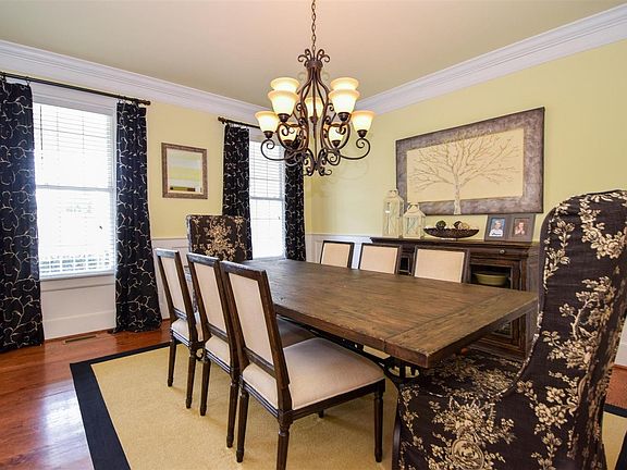 5th image of 7331 Nandina Dr
