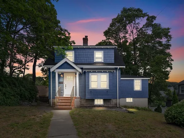 21 Taylor St, Melrose, MA 02176