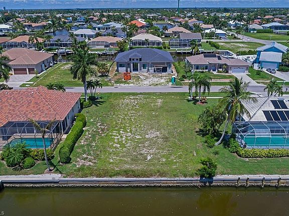 3rd image of 390 Marquesas Ct Lot 23