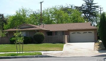 1st image of 818 N Fuchsia Ave