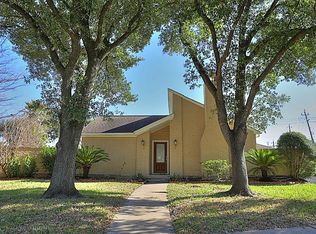 11306 Briar Rose Dr, Houston, TX 77077