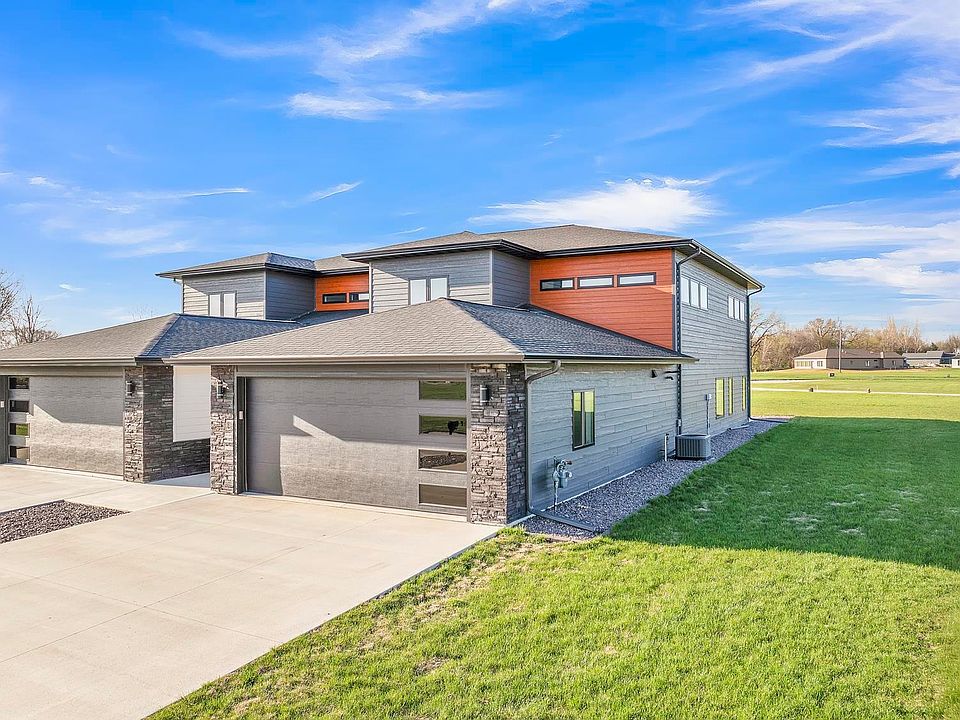1st image of 3302 Ponderosa Ct #6B