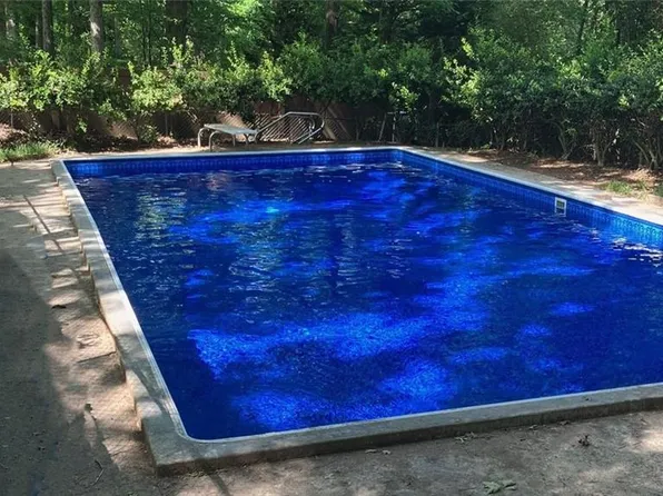 811 Shannon Rd, Asheboro, NC 27203