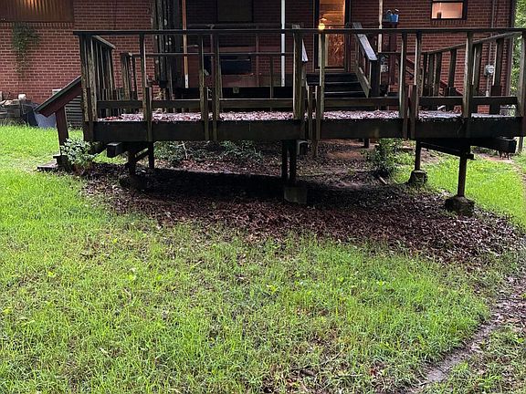 5th image of 404 McBride Dr