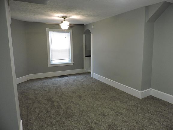 4th image of 812 8th St NW