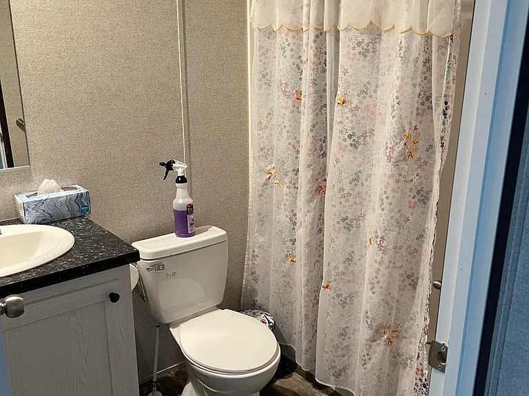 194 Holiday Park Blvd NE — Photo 21