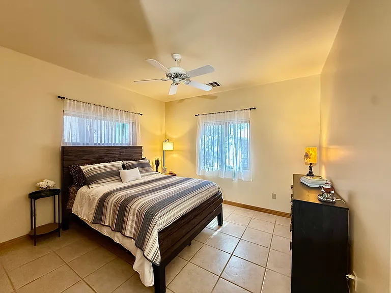 2105 W Gold Dust Ln — Photo 10