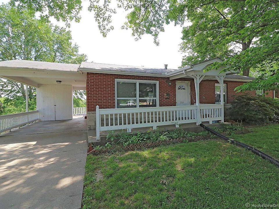 1st image of 2525 Lynnwood Dr