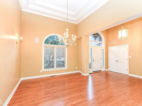 4th image of 13584 Creekridge Ln