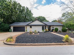 1330 California Dr, Rolla, MO 65401