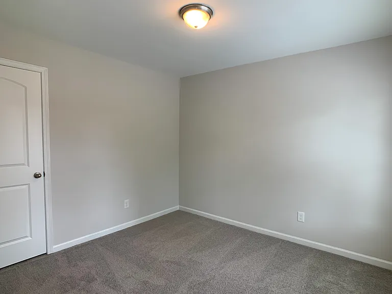197 Diploma Dr — Photo 11