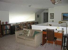 5th image of 14 Hillside Village Dr