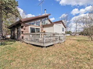 7665 S Locust Ave, Newaygo, MI 49337