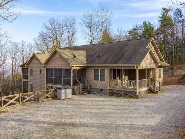 3245 Holly Rd, Connelly Springs, NC 28612