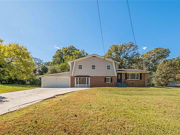 4th image of 1798 Dogwood Ct