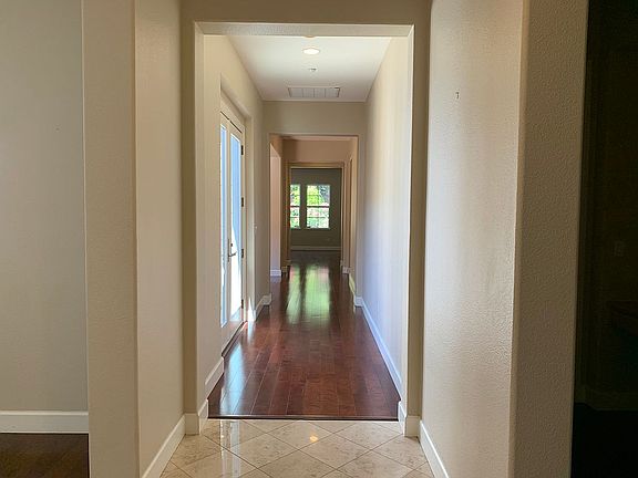 3rd image of 148 Laurelwood Dr