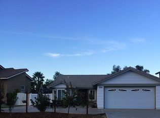 13172 Spur Branch Cir, Corona, CA 92883
