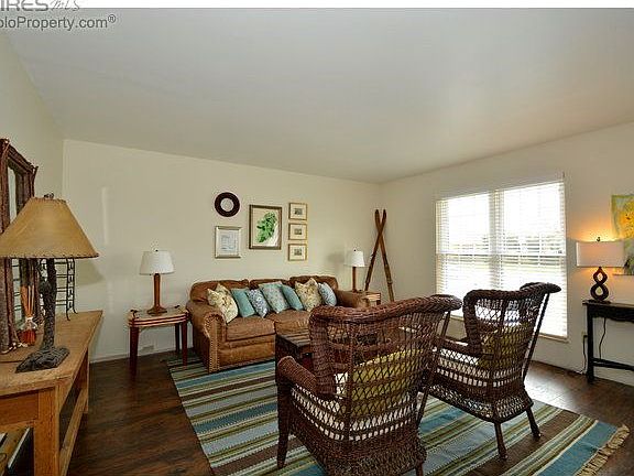 4th image of 609 Glenwood Dr