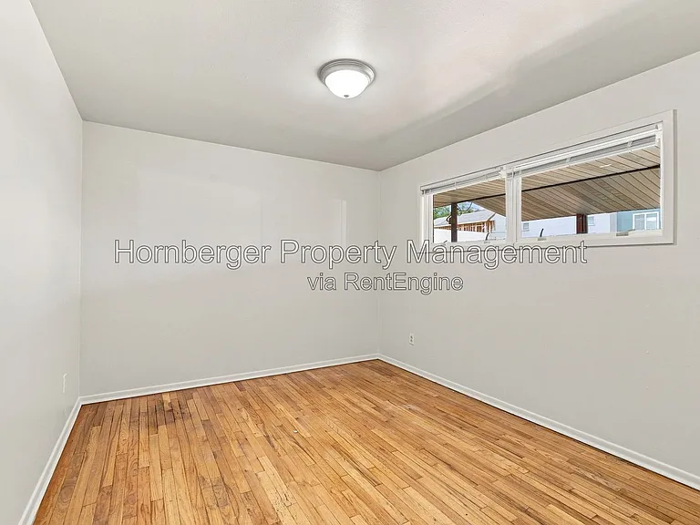 1508 N Post St — Photo 9