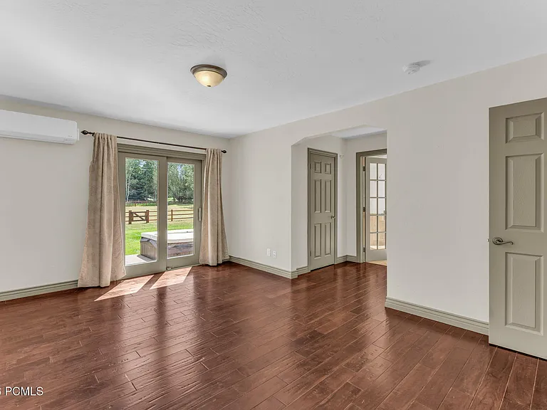 2350 Lucky John Dr — Photo 7