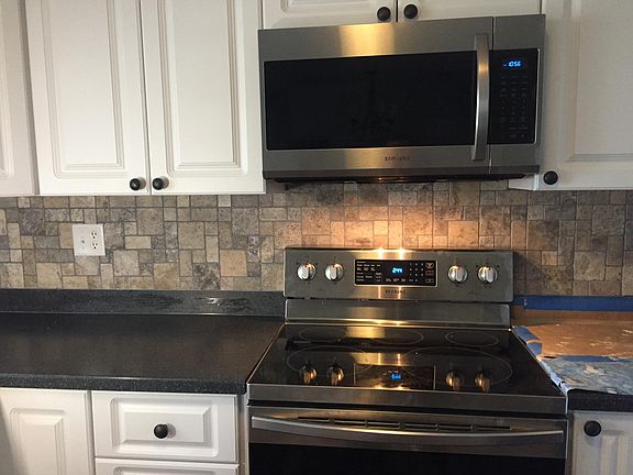 5th image of 10706 W Beach Pkwy