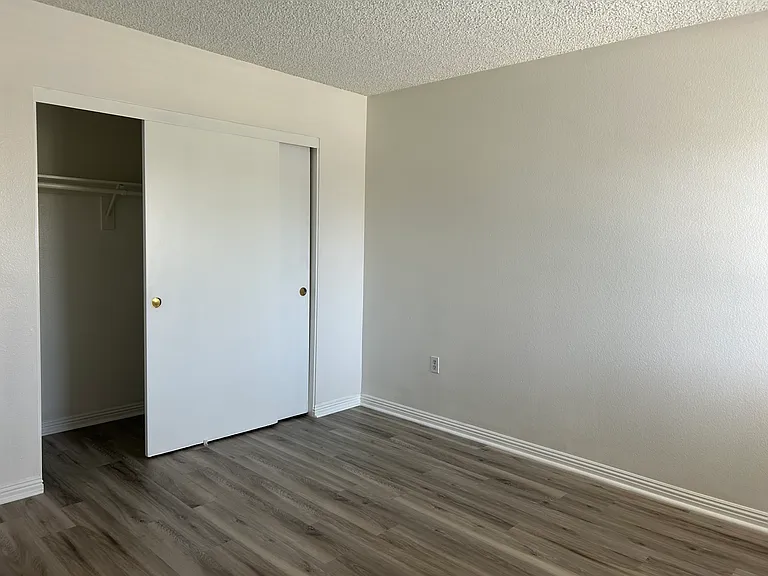 21901 Dupont St #22 — Photo 10