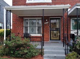 5372 Chillum Pl NE, Washington, DC 20011
