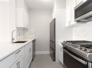 140 Riverside Blvd #1215, New York, NY 10069