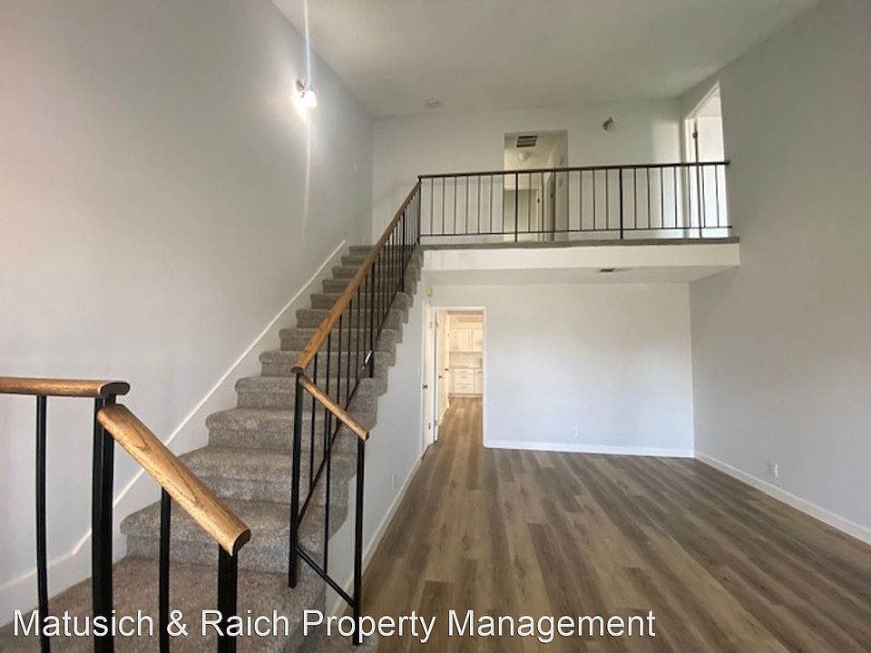 1st image of 130 Baroni Ave APT 3