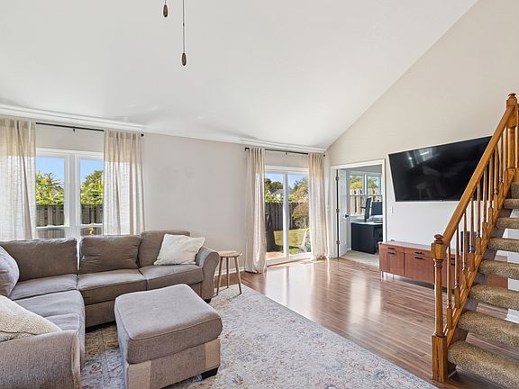 3rd image of 3926 Newport Way #51C1