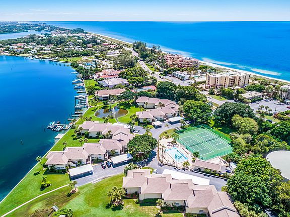 3rd image of 4234 Gulf Of Mexico Dr Unit O2
