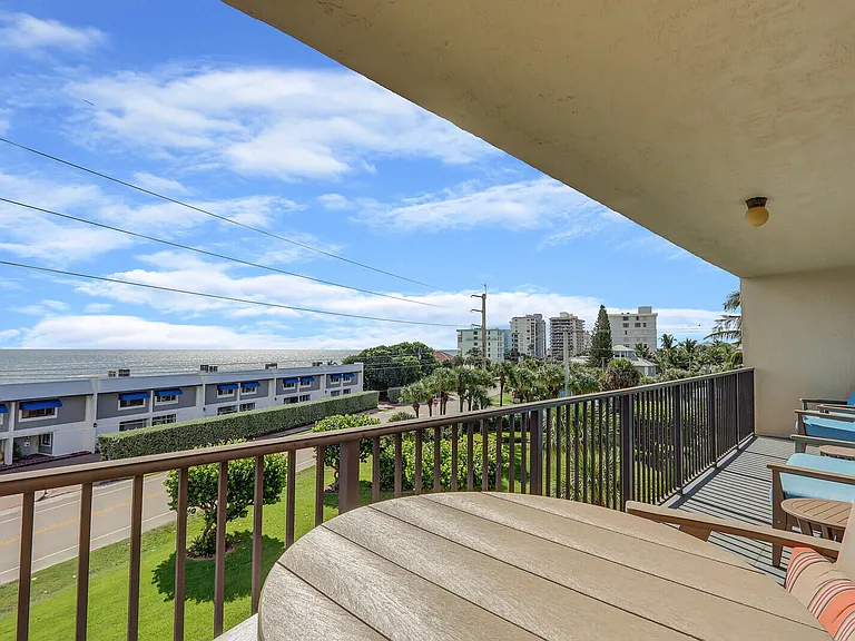 1055 Ocean Dr #403 — Photo 10