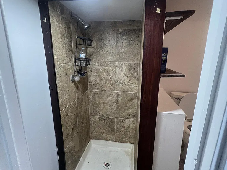 1223 Gilham St — Photo 15