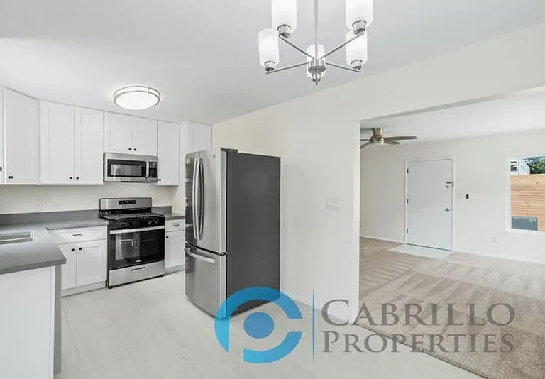 885 Home Ave #B — Photo 13