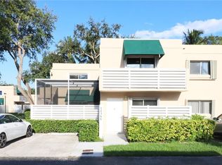 14366 SW 98th Ter, Miami, FL 33186