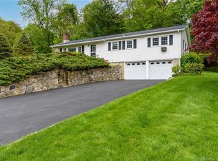 7 Pink Cloud Ct, Norwalk, CT 06851