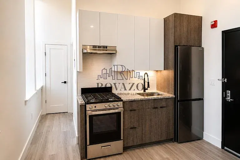541 Central Ave #205A