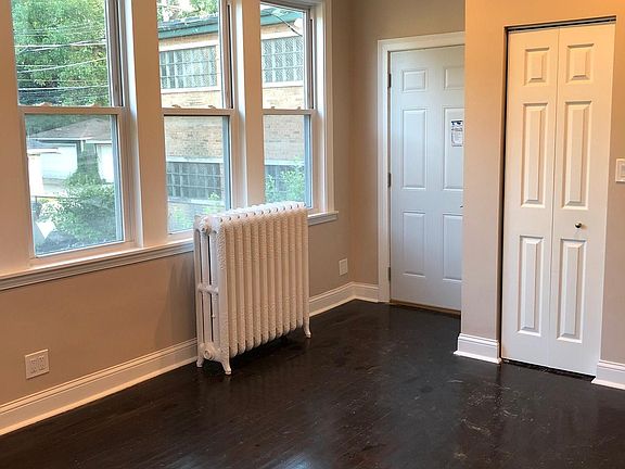 Front Entry & Coat Closet