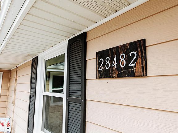 2nd image of N20W28482 Oakton ROAD