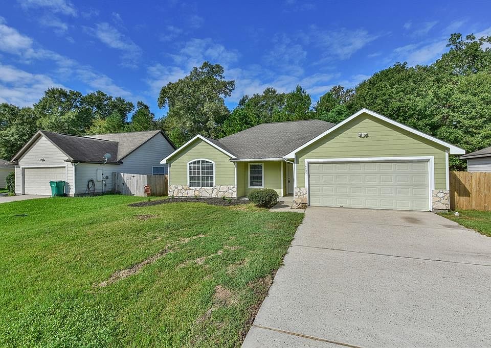 1st image of 16405 Danika Oak Dr