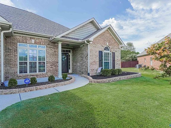 2nd image of 416 Creekwater Cir NW