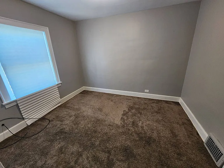 10109 Richland Ave — Photo 15