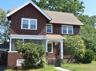 12 Chestnut St, Milford, MA 01757