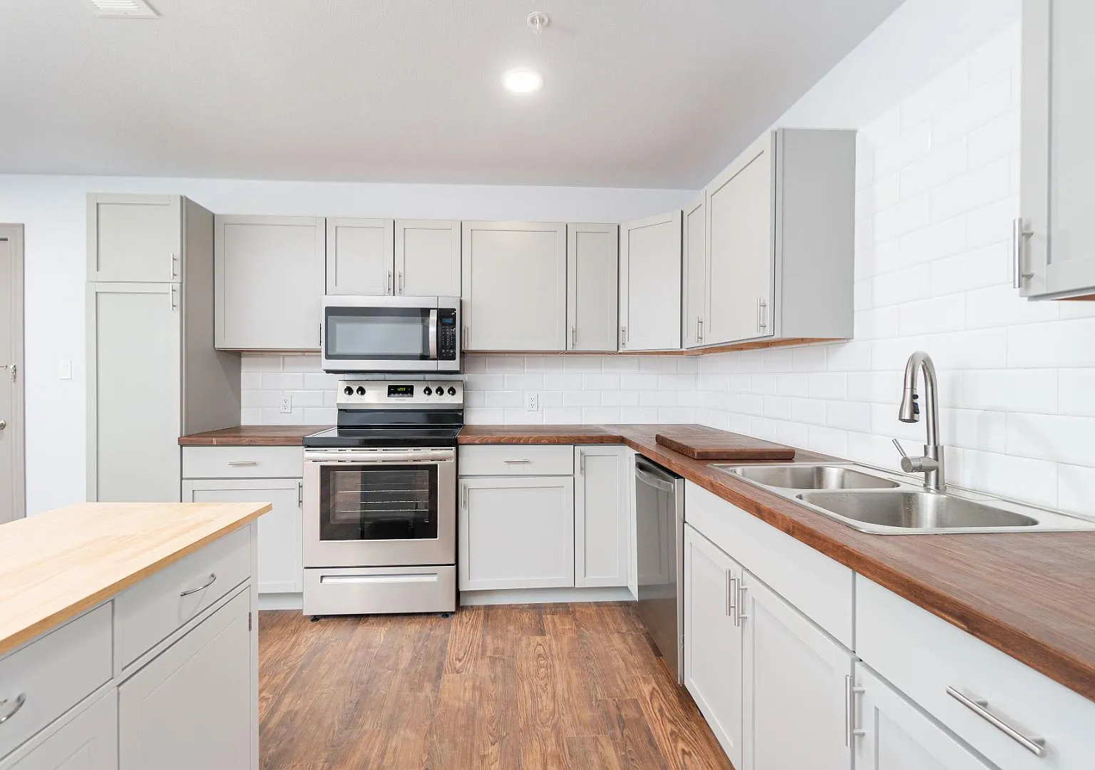 618 Live Oak Street - Unit 13 — Photo 1