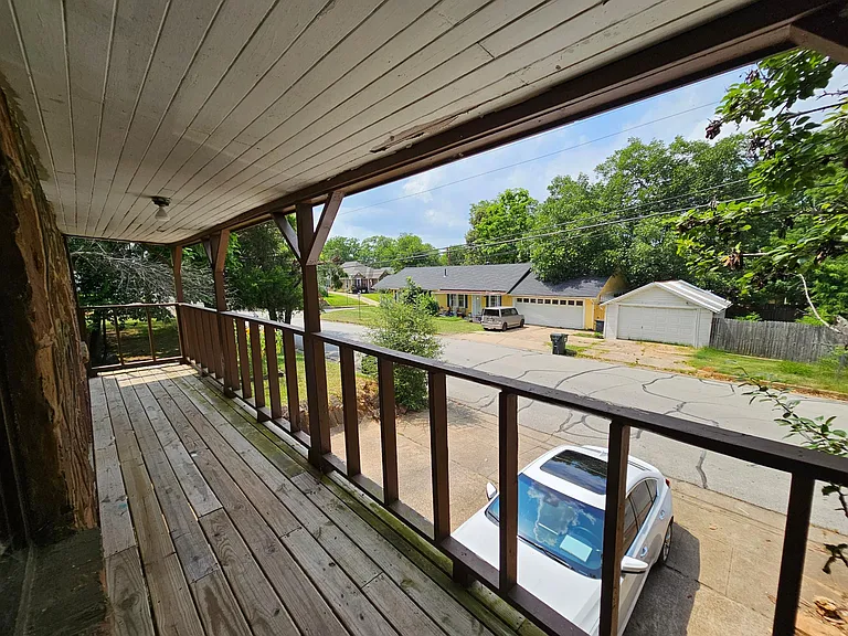 1120 S Donnybrook Ave #A — Photo 3