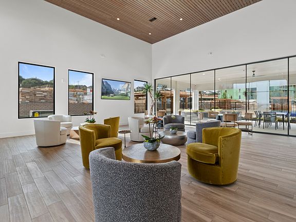 Clubhouse with Comfortable Seating