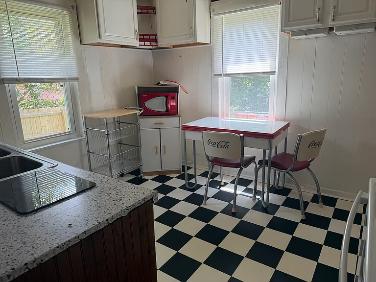 2274 Pioneer Dr — Photo 8